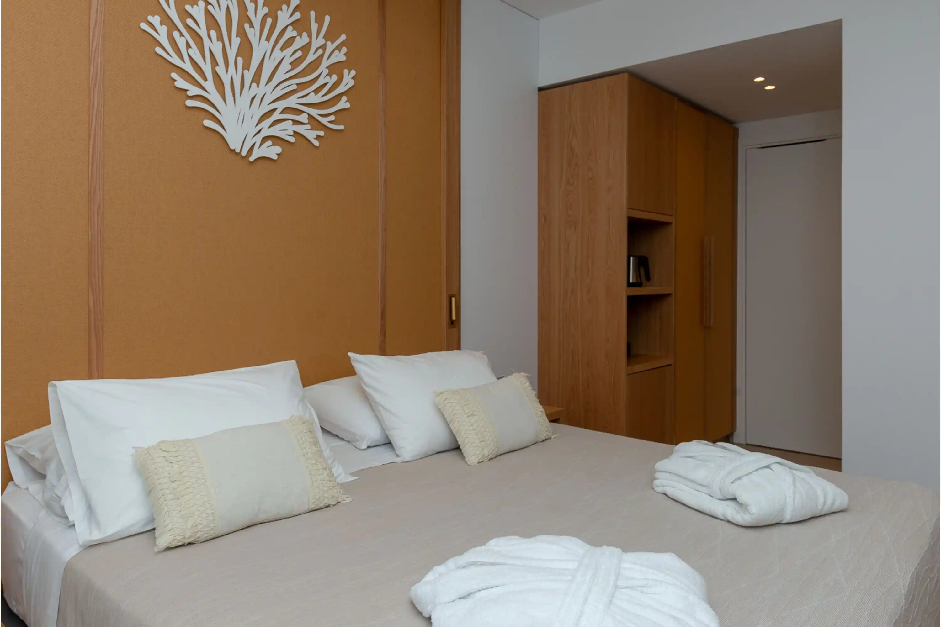 RhodesHolidaysEconomyWithBalcony5